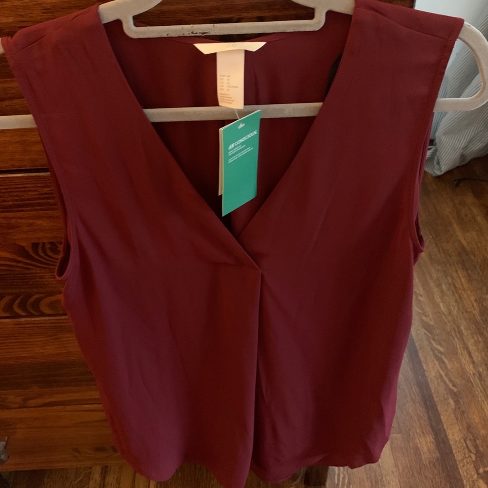 H & M Maroon brick red blouse